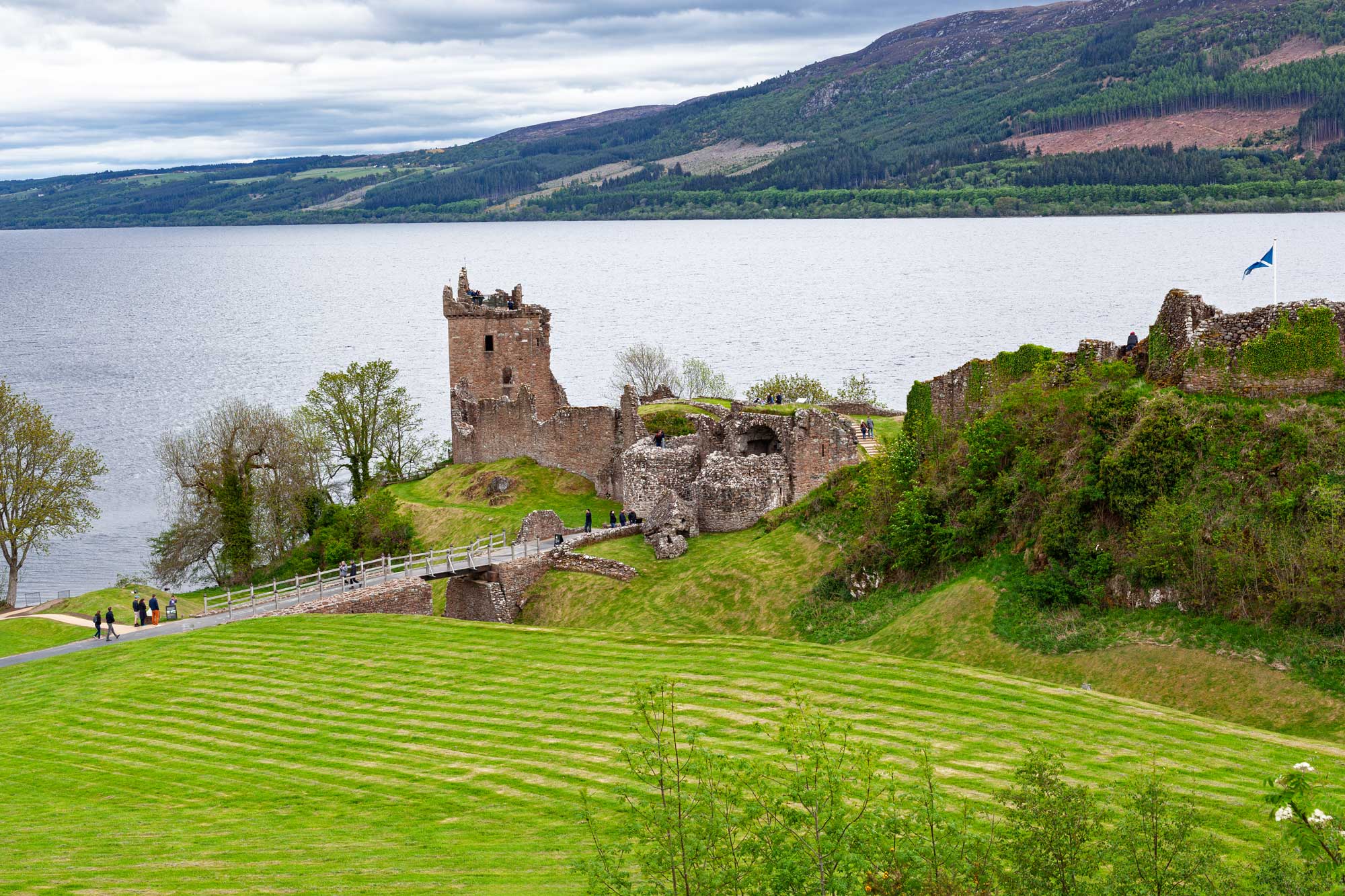 urquhart castle