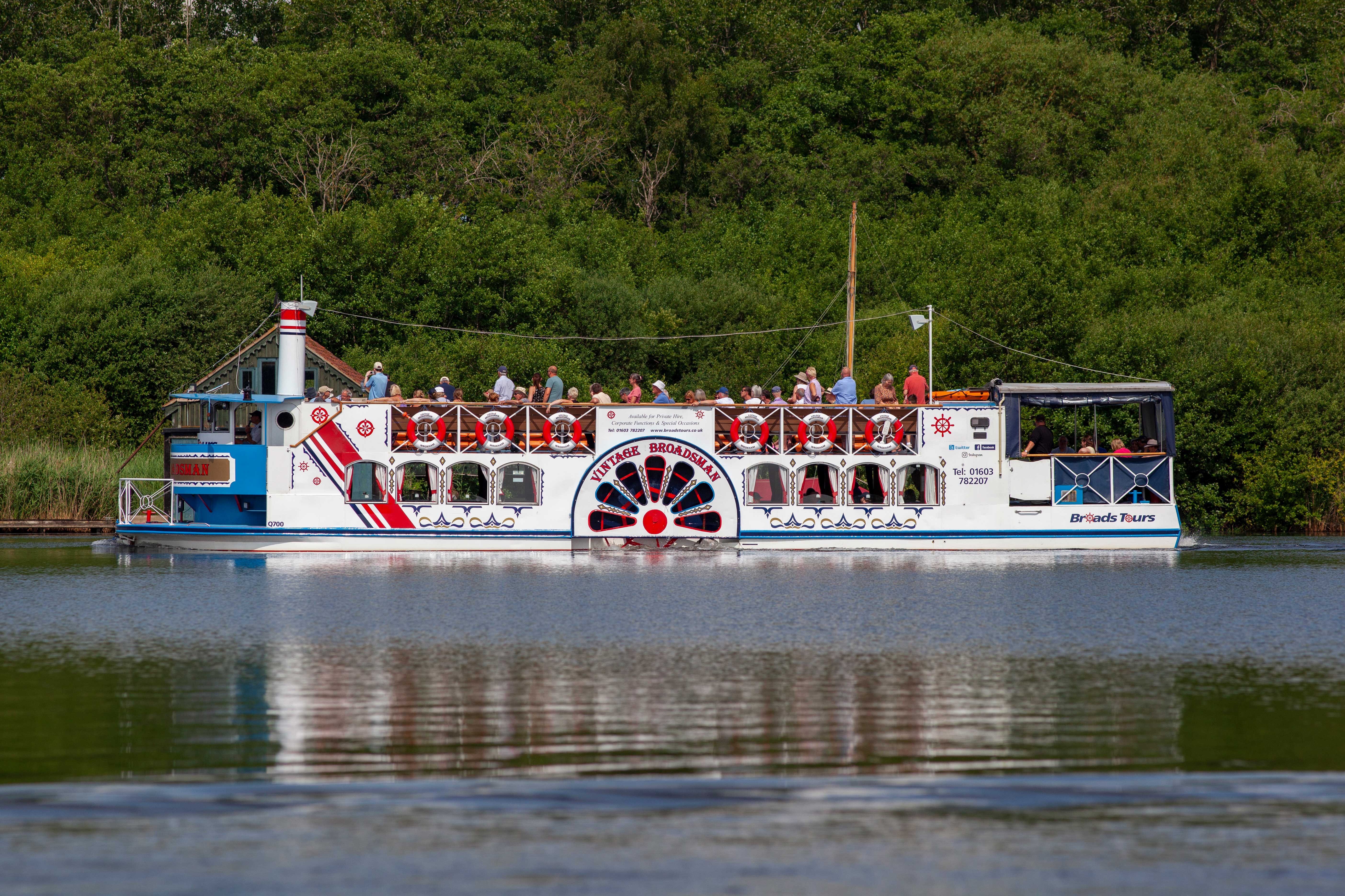 boating from wroxham